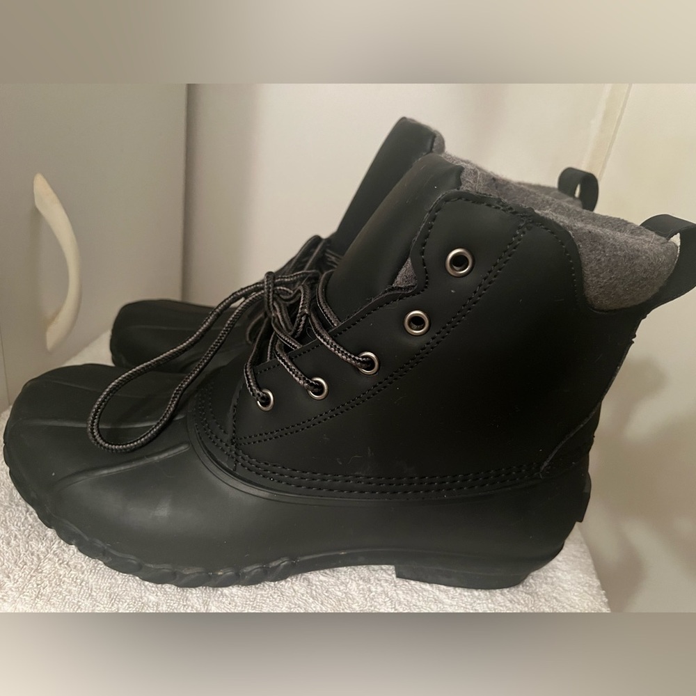 Men's 9EEE Women's 10 1/2 Lands' End Black Men's Rain & Snow Boots